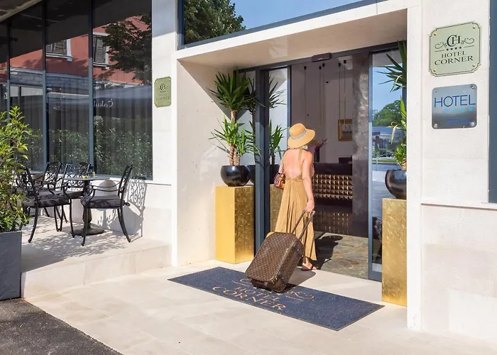 Hotel Corner